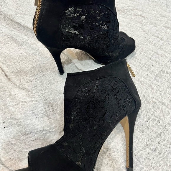 Sexy lace peep toe heel - Picture 3 of 4